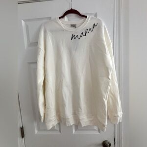 NWT Super soft cream-colored “Mama” Sweatshirt